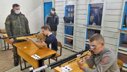 Месячник военно-патриотического воспитания стартовал в Краснояружском районе