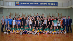 Прославленные волейболисты клуба «Белогорье» встретились со школьниками