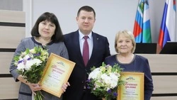 Глава Краснояружского округа поздравил «Почётных наставников Белгородской области»