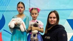 Юные ракитянские фигуристки побывали на соревнованиях в Липецкой области