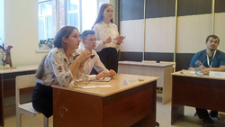 Ракитянская молодёжь приняла участие в осеннем чемпионате Дебатной лиги Белогорья