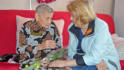 Жительница Красной Яруги Валентина Владимировна Конюхова отметила 90-летие