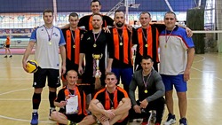 Команда «Ясные Зори» стала победителем первенства Ракитянского района по волейболу 