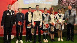 Ракитянские юноши и девушки получили свои первые удостоверения личности