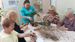 Сотрудники Комплексного центра Ракитянского района провели групповое занятие по арт-терапии