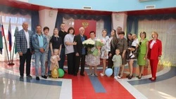 Власти района поздравили ракитянскую семью с брильянтовой свадьбой