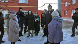 Губернатор Белгородской области проверил работы по утеплению фасадов МКД в Ракитянском районе