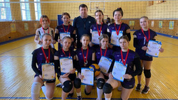 Волейболистки Краснояружского района завоевали бронзу на межрегиональном турнире