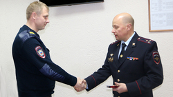Два сотрудника ОМВД по Ракитянскому району получили звание младшего лейтенанта полиции