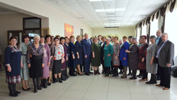 Андрей Миськов поздравил с праздником представительниц краснояружских общественных организаций