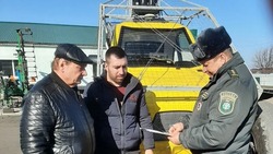 Начальник краснояружской инспекции гостехнадзора провёл техосмотр